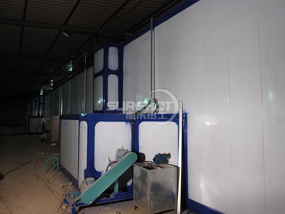 北京大型烤漆廠 2臺(tái)450KW烤漆流水線燃燒器